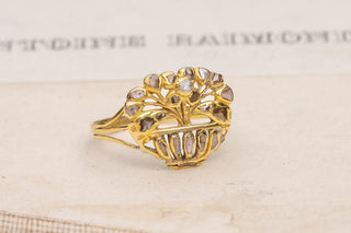 Rare Spanish Early Giardinetti Ring