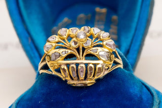 Rare Spanish Early Giardinetti Ring