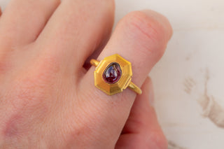 Scarce Medieval Garnet Ring