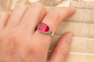 Art Deco White Gold Ruby Ring