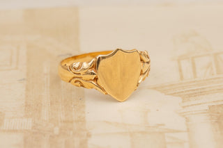 Vintage Gold Signet Ring Edwardian Shield Shape Engraved Mens Ring c. 1981