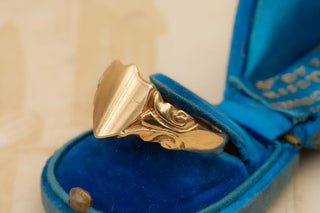 Vintage Gold Signet Ring Edwardian Shield Shape Engraved Mens Ring c. 1981