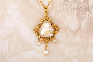 17th-Century Baroque Gold and Pearl Pendant with Filigree Reverse, c.1680