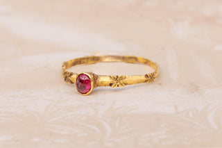 14th-Century Medieval Gold Ring with Ruby Cabochon, c.1350 — English or French
