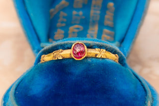 14th-Century Medieval Gold Ring with Ruby Cabochon, c.1350 — English or French