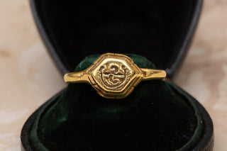 8th–10th Century Ancient Javanese Gold 'Sri' Ring | Early Classical Period Java,