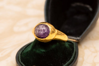 Sassanian Gold and Amethyst Intaglio Ring, c. 6th Century A.D.