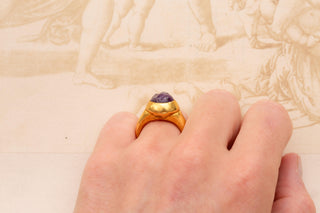 Sassanian Gold and Amethyst Intaglio Ring, c. 6th Century A.D.