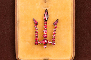 Early 19th-Century French Garnet Trident Pendant, c.1820–1840