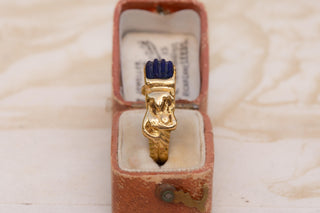 Egyptian Revival Tutankhamun Gold and Lapis Lazuli Ring, Egypt 1947