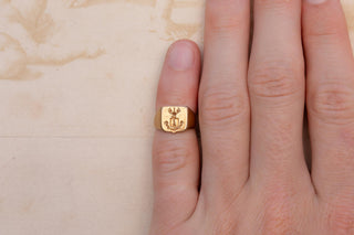 French Art Deco Gold Signet Ring with Haas Coat of Arms, c.1930