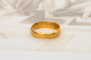 Late 17th–Early 18th Century Gold Posy Ring, “Love is the bond of peace"