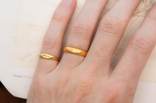 Late 17th–Early 18th Century Gold Posy Ring, “Love is the bond of peace"