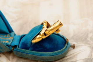 Victorian Gold Hidden Key Ring, c.1870