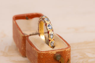 Royal Siamese Gold and Diamond Enamel Eternity Ring, c.1750–1800