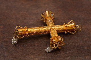 Early 19th-Century High-Karat Cannetille Gold Cross with Seed-Pearl Drops c.1830