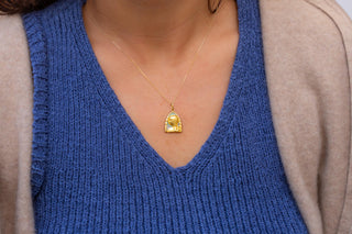 Art Deco French Virgin Mary Medal in 18K Gold with Mother-of-Pearl c1930