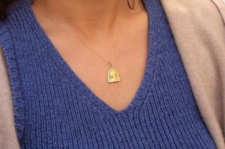 Art Deco French Virgin Mary Medal in 18K Gold with Mother-of-Pearl c1930