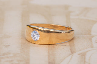 Vintage 18K Gold Solitaire Ring with 0.40ct Diamond, European, c.1990