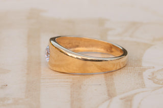 Vintage 18K Gold Solitaire Ring with 0.40ct Diamond, European, c.1990