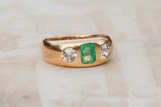 Antique Emerald and Diamond Ring