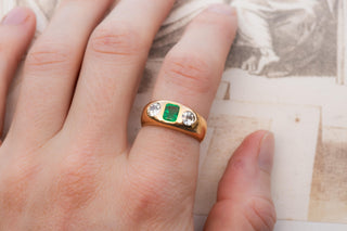 Antique Austro-Hungarian 14K Gold Ring with Emerald and Old European Cut Diamond