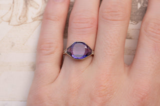 Art Deco Polish 14K White Gold Amethyst & Diamond Ring, c.1925