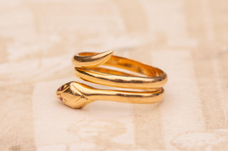 Vintage French 18K Gold Snake Ring; Paris, c.1960s