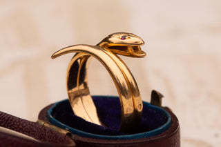 Vintage French 18K Gold Snake Ring; Paris, c.1960s