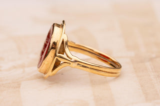 19th-Century French Gold Intaglio Ring Depicting Socrates, Banded Agate