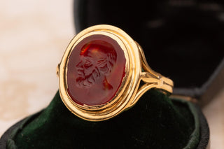 19th-Century French Gold Intaglio Ring Depicting Socrates, Banded Agate