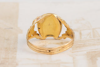 Antique French Horseshoe Ring in 18K Gold; Paris c.1840
