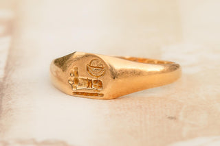 Antique Edwardian 18K Gold Family Crest Signet Ring; Deakin & Francis, Birmingha