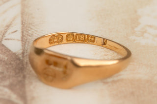 Antique Edwardian 18K Gold Family Crest Signet Ring; Deakin & Francis, Birmingha
