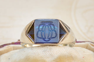 Art Deco White Gold Sapphire Intaglio