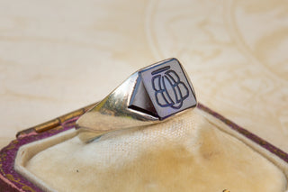 Art Deco White Gold Sapphire Intaglio