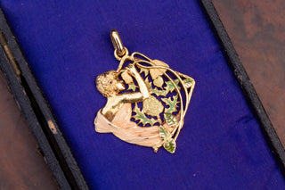 Rare Spanish Art Nouveau Gold and Enamel Pendant; Barcelona, c.1920