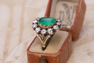 Rare Georgian Emerald and Diamond Cluster Ring; English, c.1820