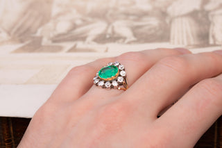 Rare Georgian Emerald and Diamond Cluster Ring; English, c.1820