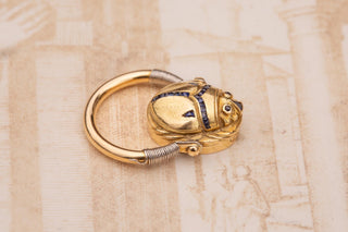 Art Deco French 18K Gold Swivelling Scarab Ring with Calibre Cut Sapphires