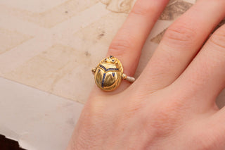 Art Deco French 18K Gold Swivelling Scarab Ring with Calibre Cut Sapphires