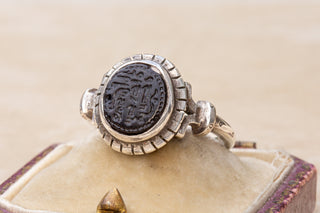 Early Islamic Black Intaglio Seal Ring