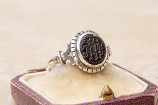 Early Islamic Black Intaglio Seal Ring