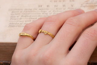 Spanish Renaissance High Karat Gold Posy Betrothal Ring, Early 17th Century