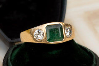 Antique German Emerald and Diamond Three Stone ring in 18K Gold, Circa 1910