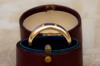 Vintage French Modernist Purple Resin Inlay Ring in 18K Gold, circa 1970