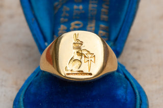 Antique Gold Rabbit Family Crest Ring