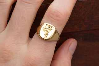 Antique Gold Rabbit Family Crest Ring