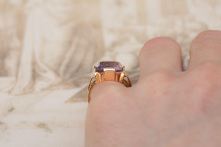 Vintage Gold Amethyst Intaglio Ring, c.1940