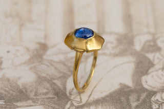 13th Century Medieval Sapphire “Pie-Dish” Gold Ring, Circa 1280